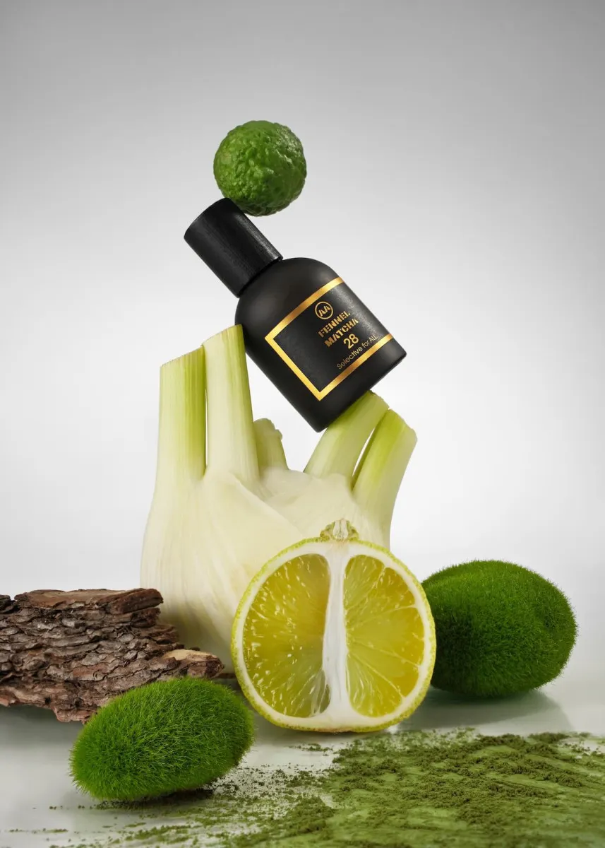 ПАРФУМ №28 — СВІЖІСТЬ ЗЕЛЕНОГО ЧАЮ ТА ЧИСТИХ АКОРДІВ